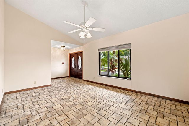 1120 NW 77TH Avenue, Plantation, FL 33322
