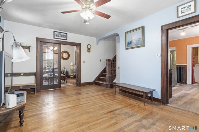 30 Maennerchor Avenue, Norwich, CT 06380
