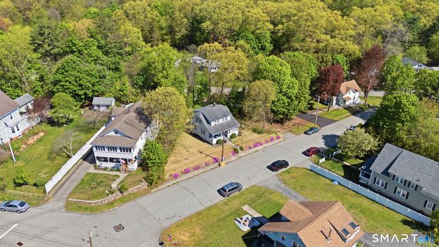 30 Maennerchor Avenue, Norwich, CT 06380
