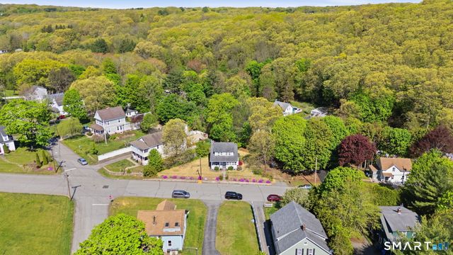 30 Maennerchor Avenue, Norwich, CT 06380
