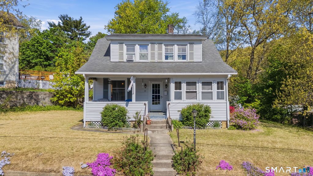 30 Maennerchor Avenue, Norwich, CT 06380
