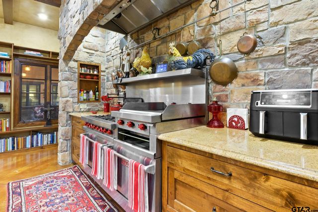 660 CR 1334, Pittsburg, TX 75686