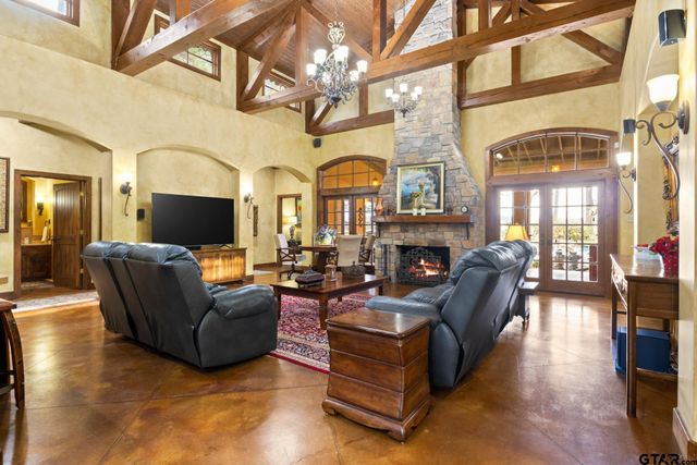 660 CR 1334, Pittsburg, TX 75686