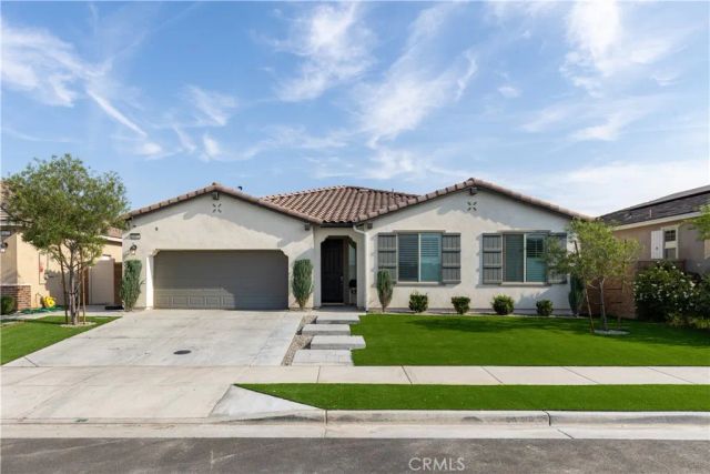 9461 Venetian Way, Jurupa Valley, CA 92509