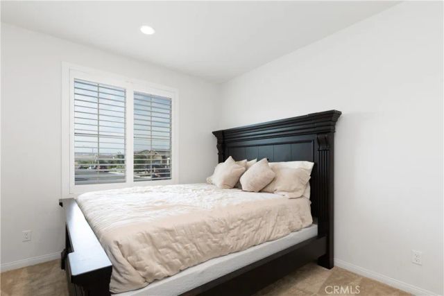 9461 Venetian Way, Jurupa Valley, CA 92509