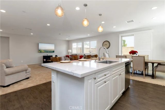 9461 Venetian Way, Jurupa Valley, CA 92509