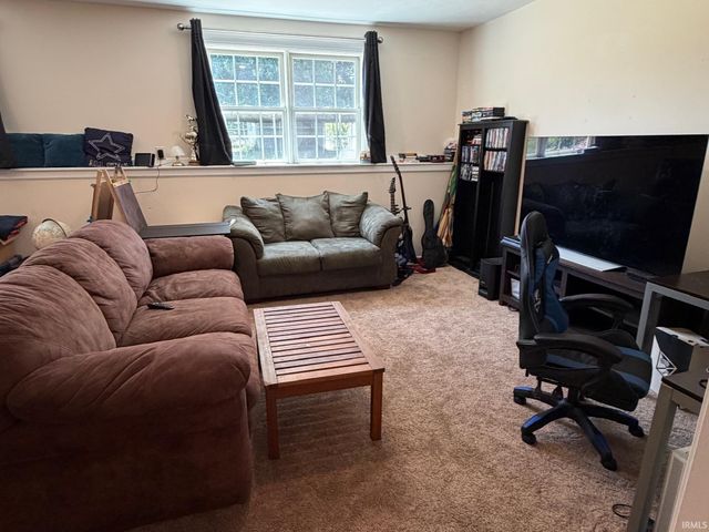 10062 Heather Brooke Drive, Osceola, IN 46561