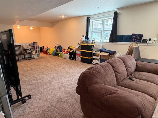 10062 Heather Brooke Drive, Osceola, IN 46561