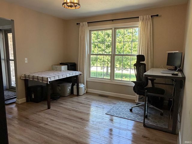 10062 Heather Brooke Drive, Osceola, IN 46561