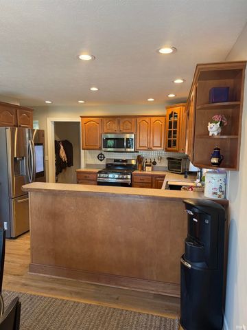 10062 Heather Brooke Drive, Osceola, IN 46561