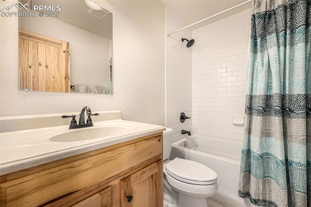 270 Piaute Way, Jefferson, CO 80456
