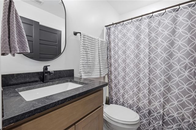 621 Thomas Street, New Albany, IN 47150