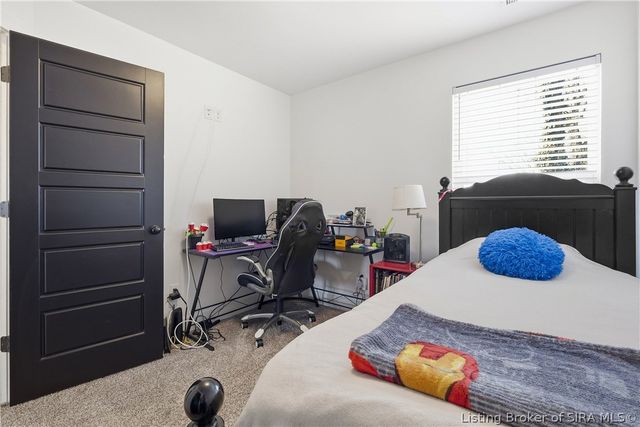 621 Thomas Street, New Albany, IN 47150