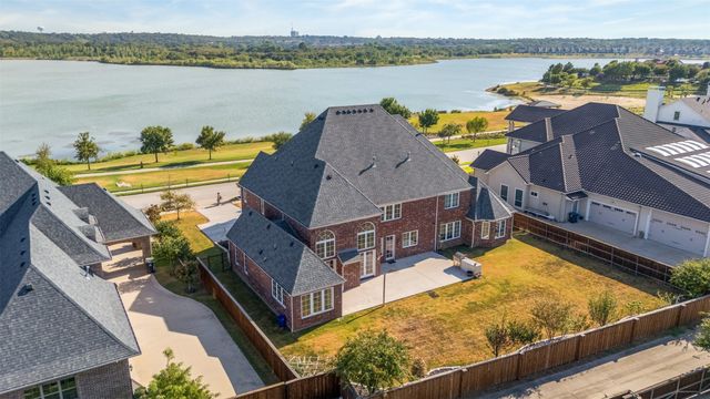 1217 Viridian Park Lane, Arlington, TX 76005