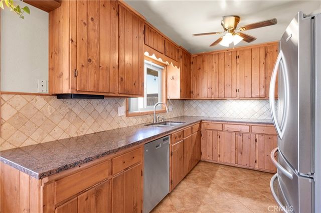 57050 Mesa Drive, Yucca Valley, CA 92284