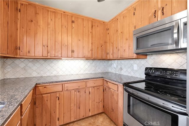 57050 Mesa Drive, Yucca Valley, CA 92284