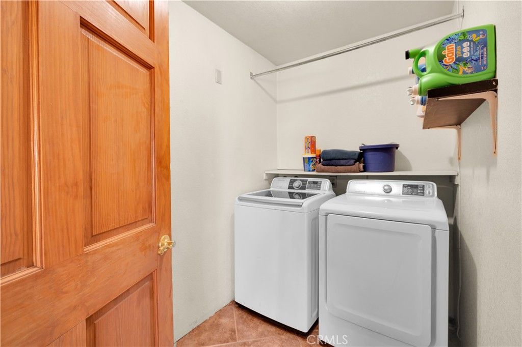 Image 35 of property listing at 57050 Mesa Drive, Yucca Valley, CA 92284