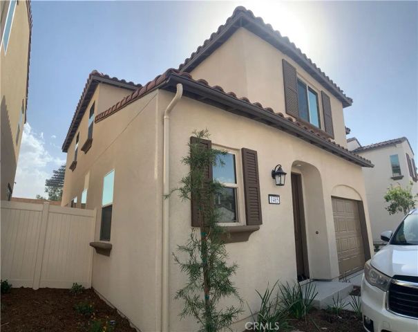 1465 E Laurelwood, San Bernardino, CA 92408