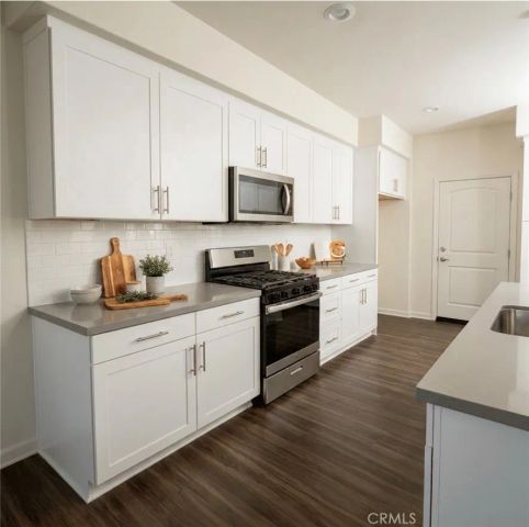 1465 E Laurelwood, San Bernardino, CA 92408