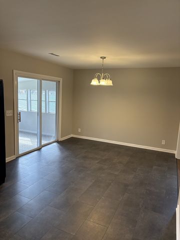 304 Hickory Dr, Old Hickory, TN 37138