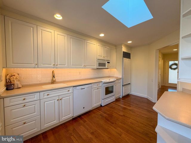 814 PRITCHARD PL, Newtown Square, PA 19073