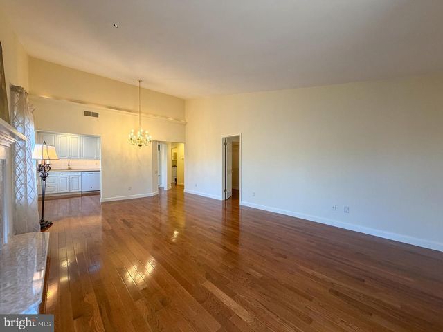 814 PRITCHARD PL, Newtown Square, PA 19073