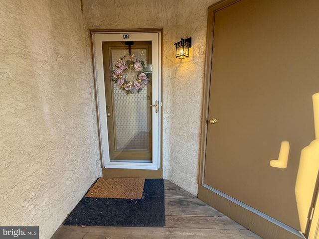 814 PRITCHARD PL, Newtown Square, PA 19073