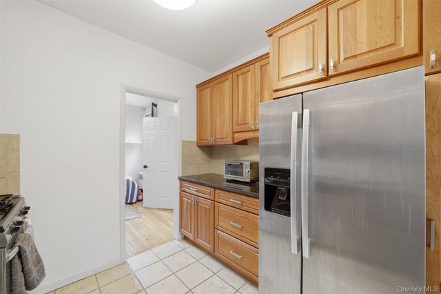 953 W Boston Post Road 3A, Mamaroneck, NY 10543