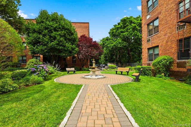 953 W Boston Post Road 3A, Mamaroneck, NY 10543