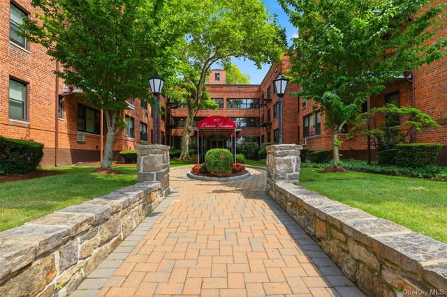 953 W Boston Post Road 3A, Mamaroneck, NY 10543