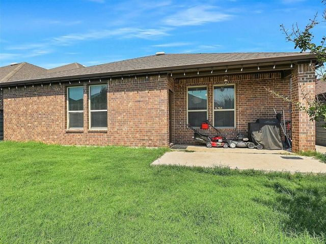 1520 Summit View Lane, Little Elm, TX 76227