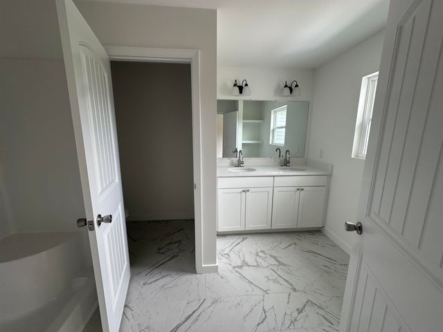 64 Bobo Street, Inman, SC 29349