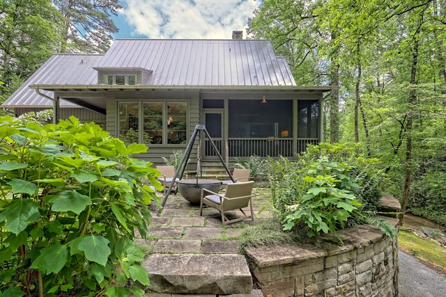 3622 Sandy Ford Road, Clayton, GA 30525