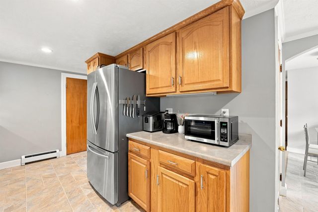 222 Airport Road, Concord, NH 03301