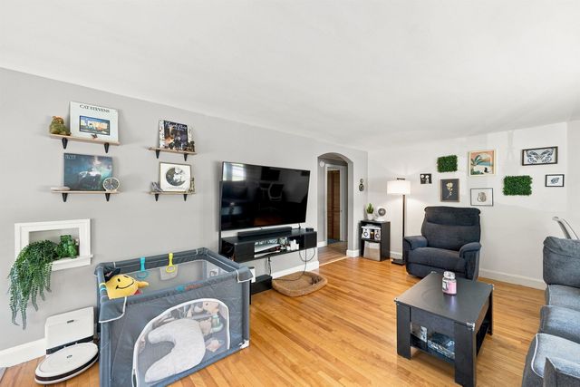 222 Airport Road, Concord, NH 03301