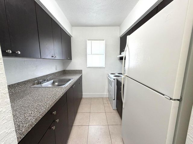 2121 Davie Boulevard 140, Fort Lauderdale, FL 33312