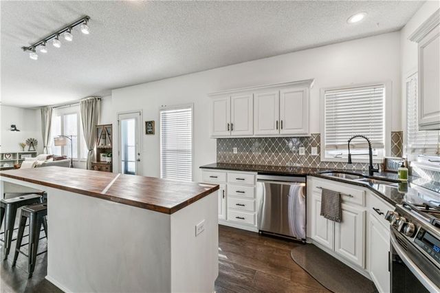 32349 W 165th Terrace, Gardner, KS 66030