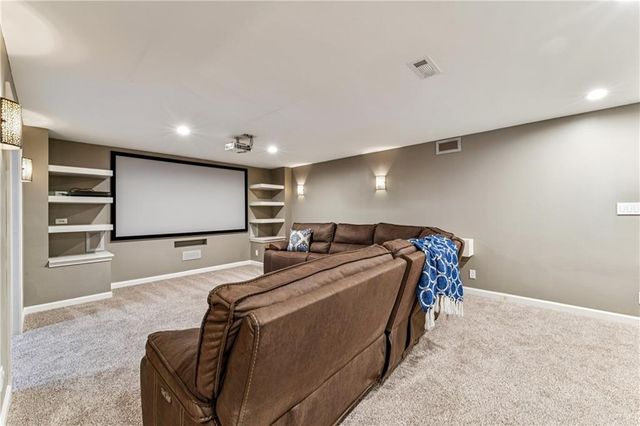 32349 W 165th Terrace, Gardner, KS 66030