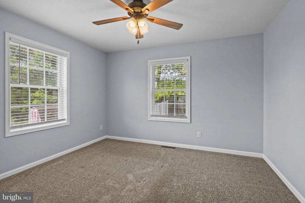 Image 16 of property listing at 23260 HILLTOP DR, Bushwood, MD 20618