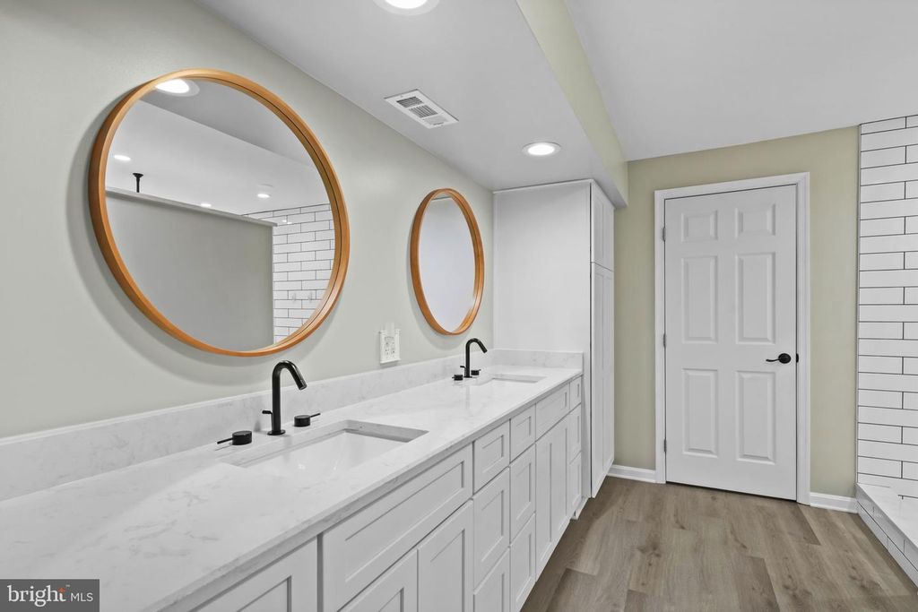 Image 20 of property listing at 23260 HILLTOP DR, Bushwood, MD 20618