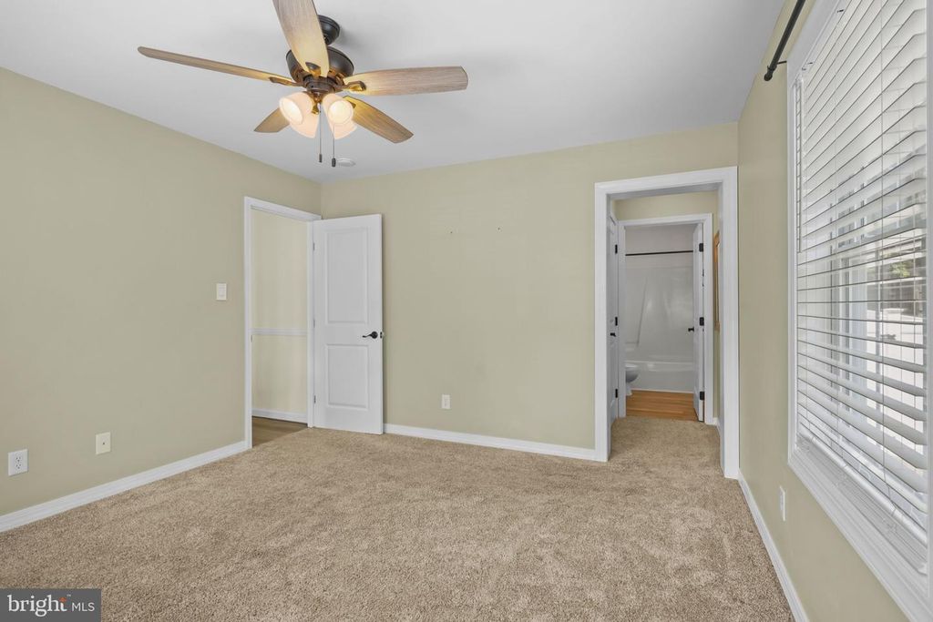 Image 26 of property listing at 23260 HILLTOP DR, Bushwood, MD 20618