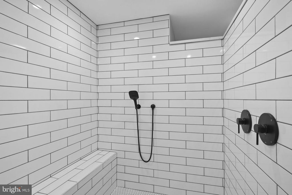 Image 34 of property listing at 23260 HILLTOP DR, Bushwood, MD 20618