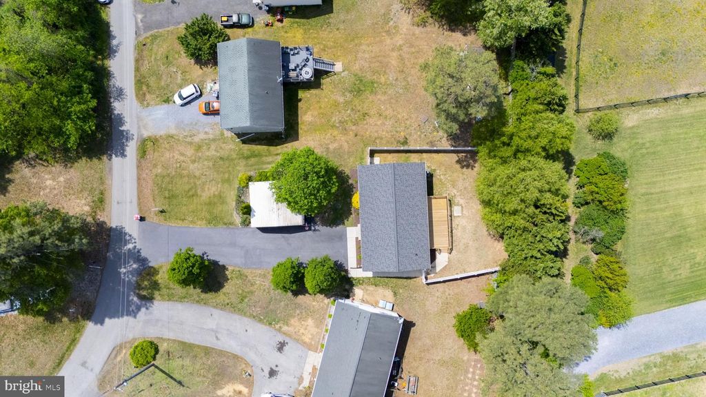 Image 38 of property listing at 23260 HILLTOP DR, Bushwood, MD 20618