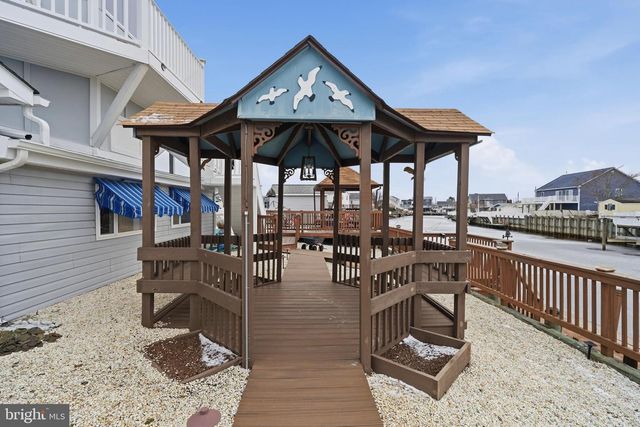 43 LAWRENCE DRIVE, Manahawkin, NJ 08050