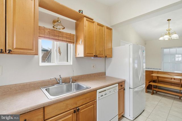 43 LAWRENCE DRIVE, Manahawkin, NJ 08050