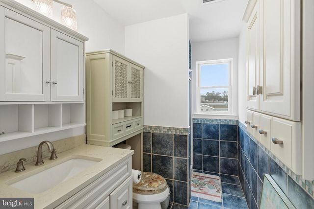 43 LAWRENCE DRIVE, Manahawkin, NJ 08050