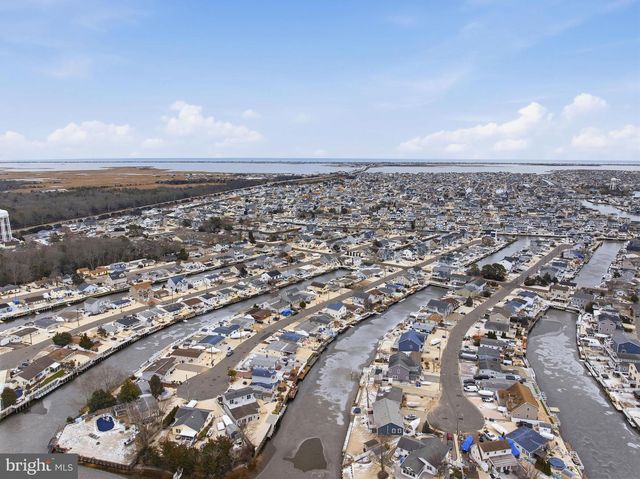 43 LAWRENCE DRIVE, Manahawkin, NJ 08050