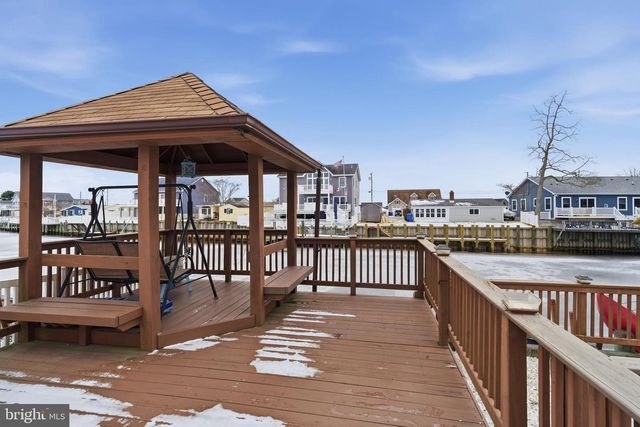 43 LAWRENCE DRIVE, Manahawkin, NJ 08050