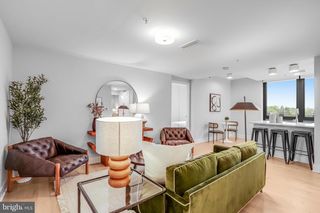 1211 VAN ST SE #501, Washington, DC 20003