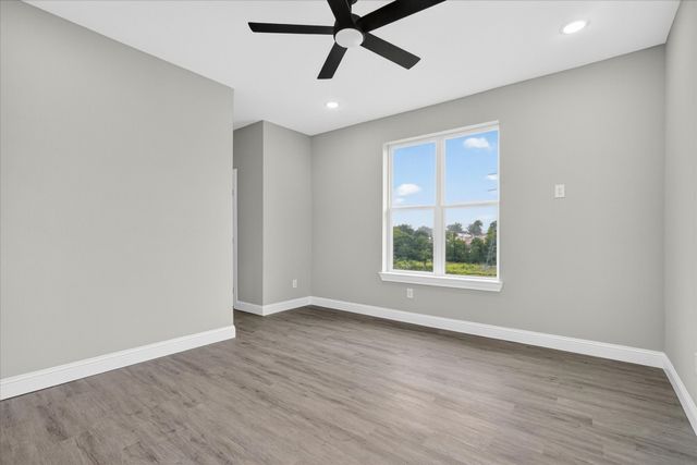 806 Premier, Grand Prairie, TX 75051